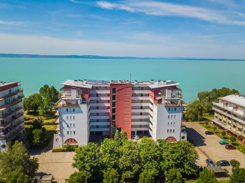 Apartman 511 Siófok Eksteriør bilde